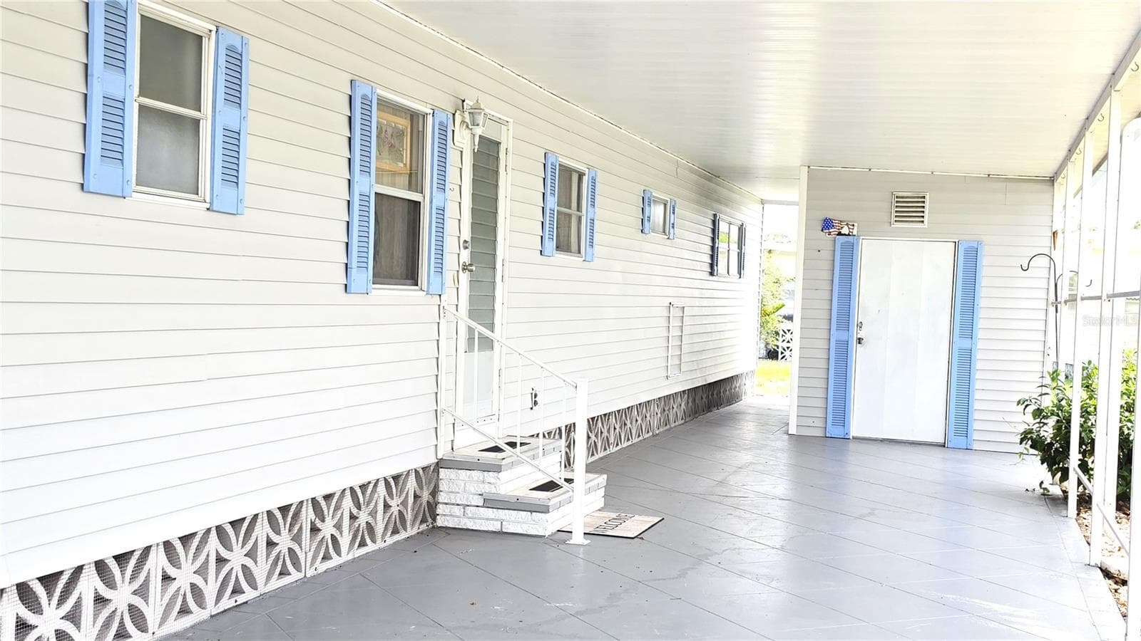 Mobile Home at 5406 BALI CT, BRADENTON, photo 12 of 16