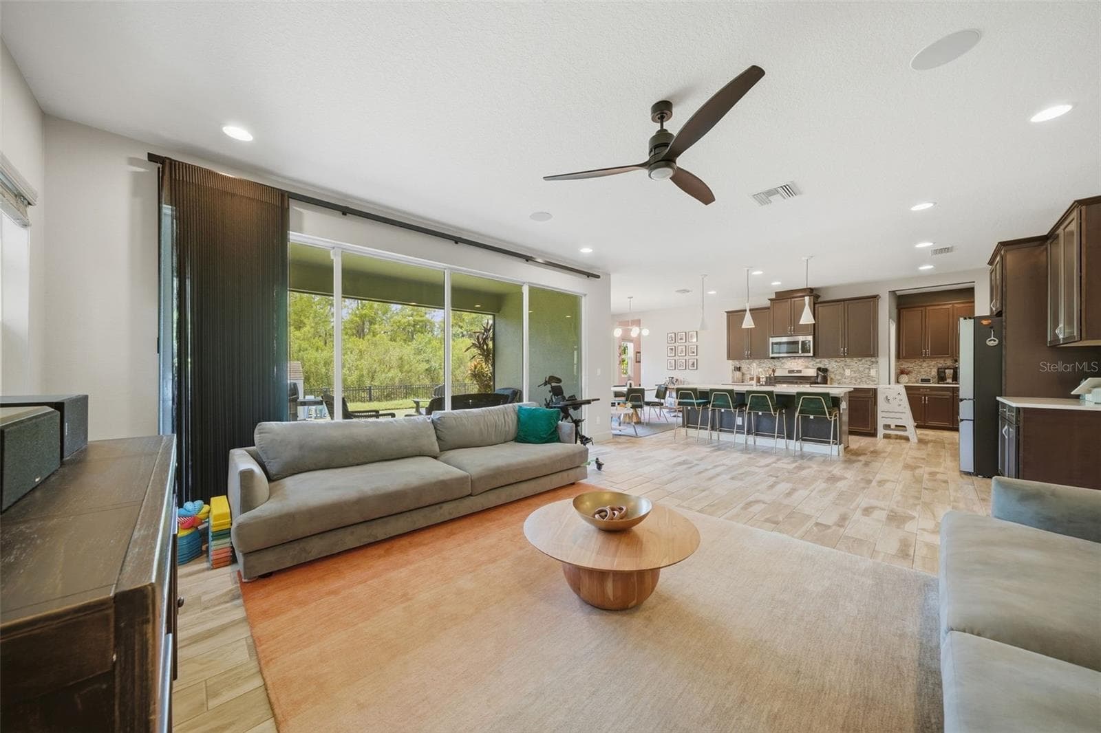 Single Family Residence at 4801 BALLANTRAE BLVD, LAND O LAKES, photo 11 of 101