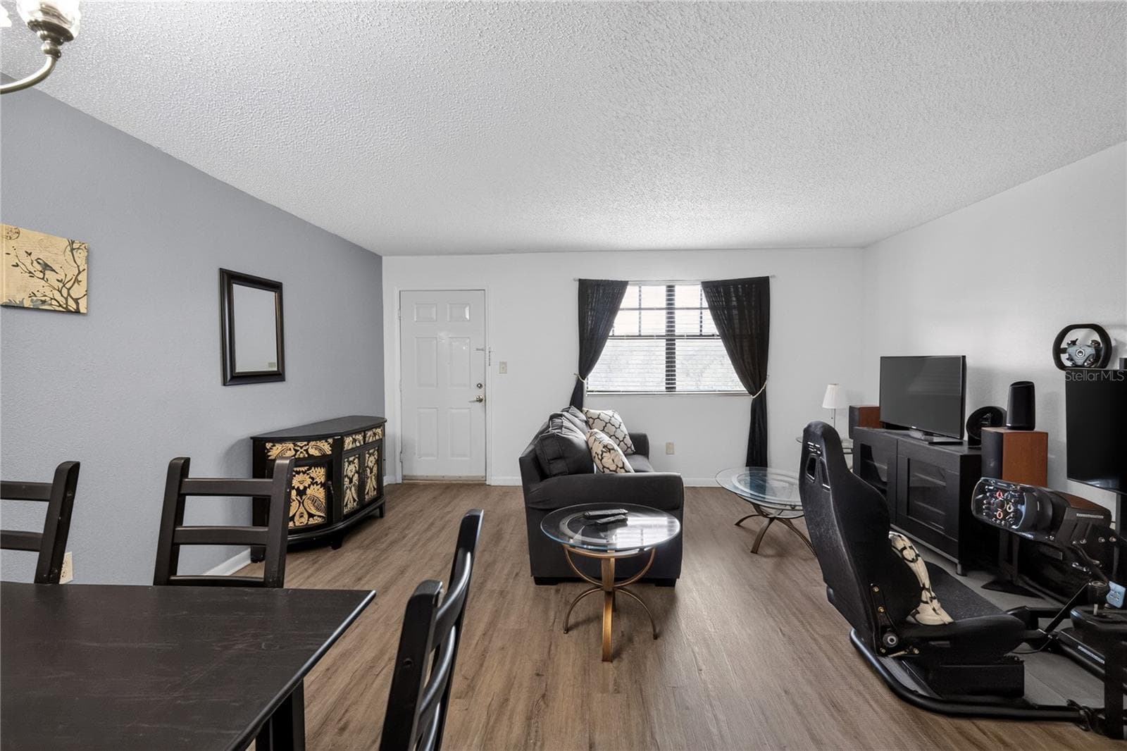 Condominium at 12405 OAK CEDAR PL #202, TAMPA, photo 5 of 17