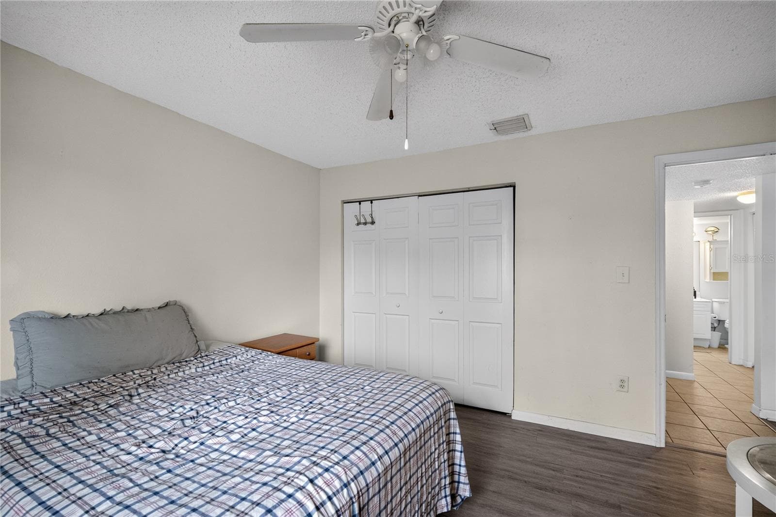 Condominium at 12405 OAK CEDAR PL #202, TAMPA, photo 12 of 17