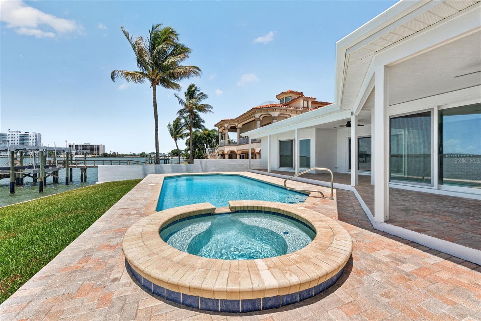 Pool with gas heated spillover spa - 2936 68TH AVE S, ST PETERSBURG