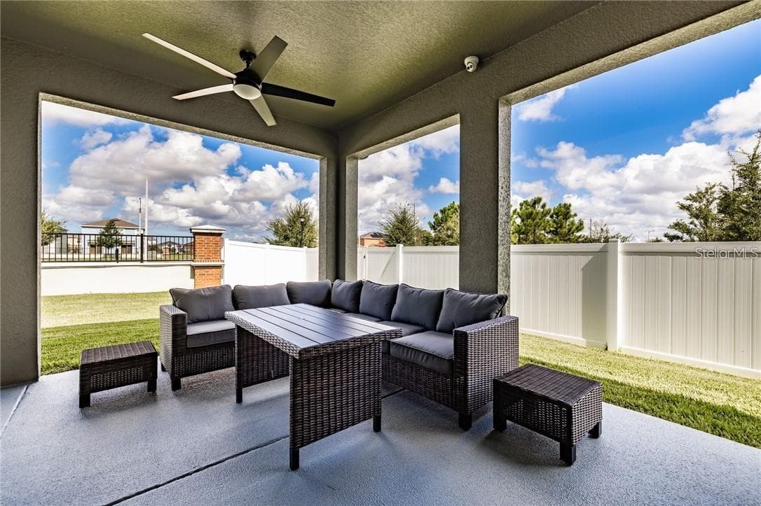 Single Family Residence at 11301 ALACHUA CREEK LN, RIVERVIEW, photo 33 of 42