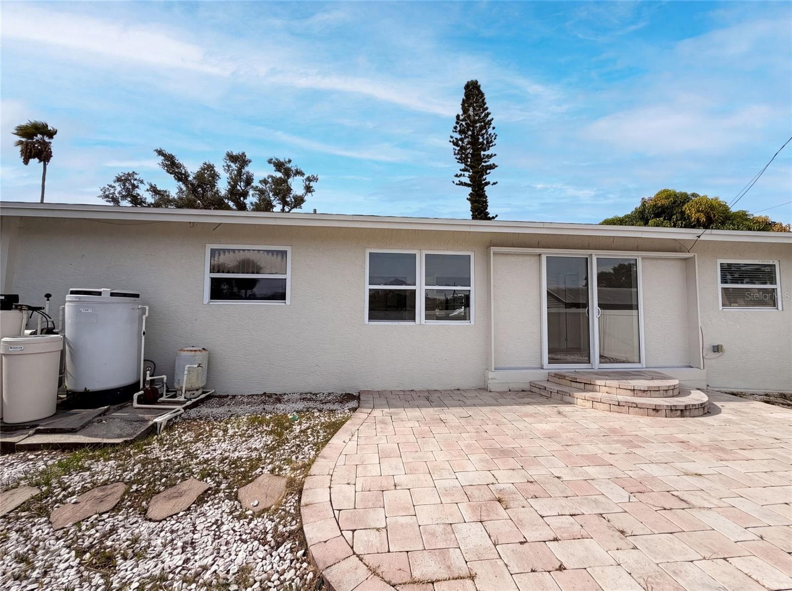 Single Family Residence at 1672 JUPITER RD, VENICE, photo 5 of 29