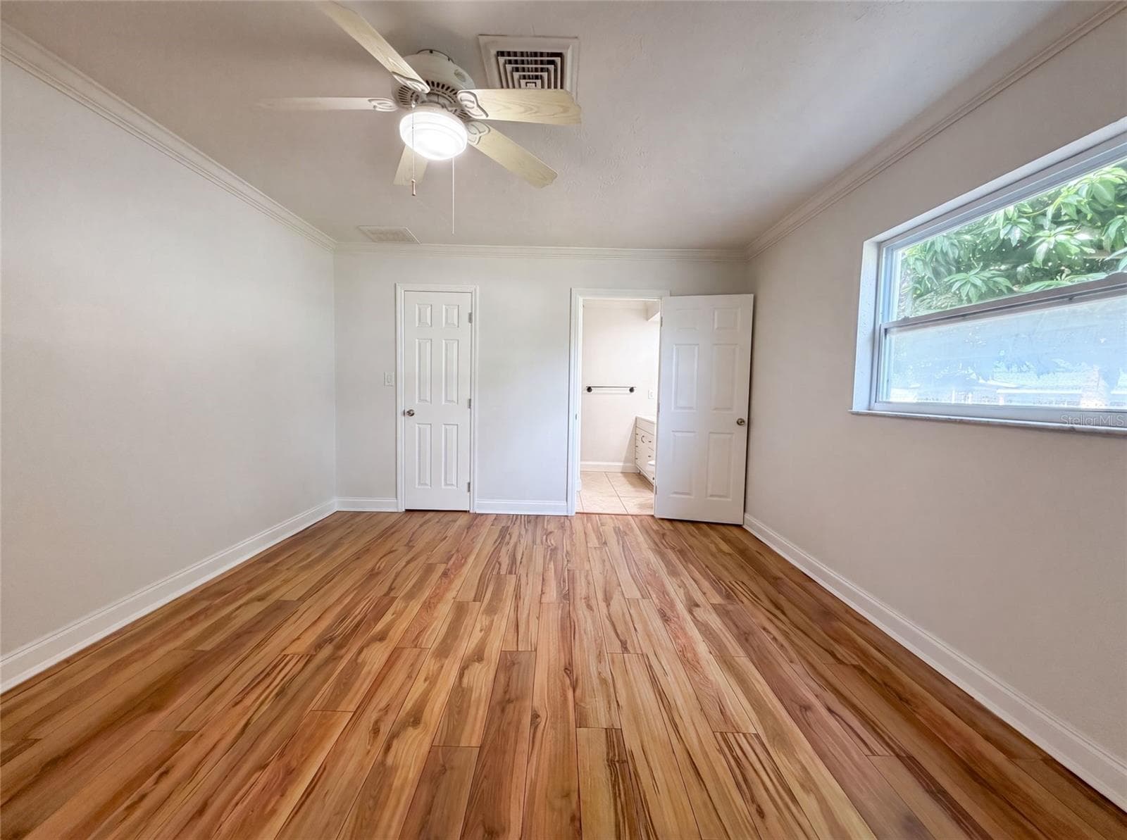 Single Family Residence at 1672 JUPITER RD, VENICE, photo 15 of 29