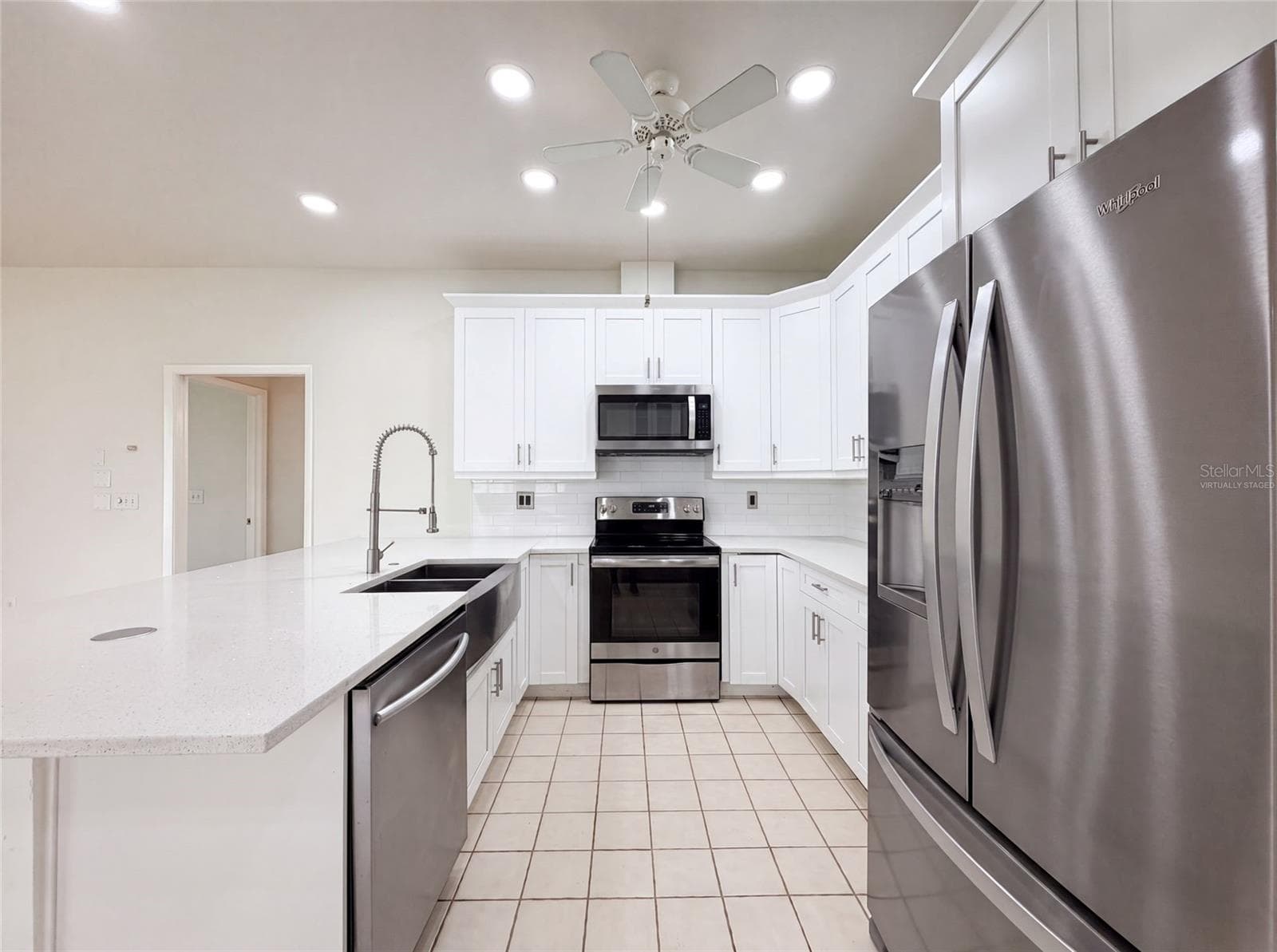 Virtually Staged - 12919 PRESTWICK DR, RIVERVIEW