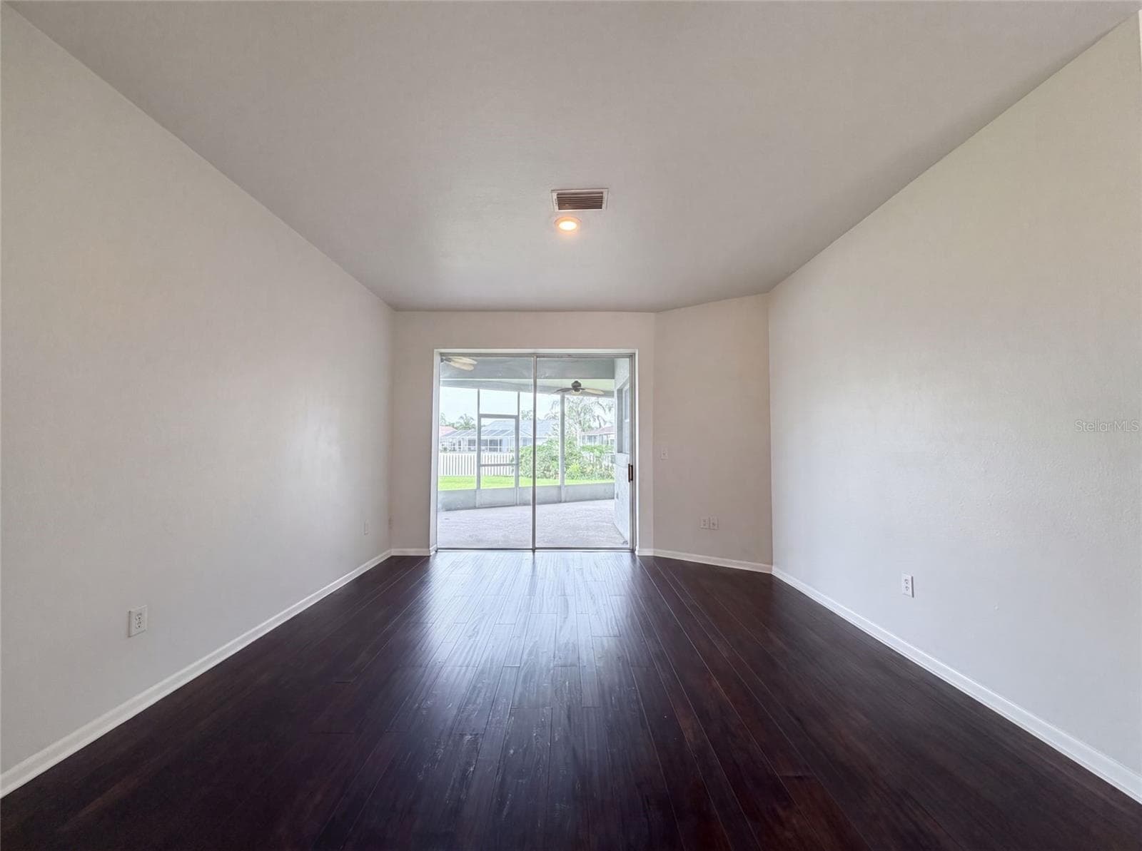 Single Family Residence at 12919 PRESTWICK DR, RIVERVIEW, photo 3 of 27