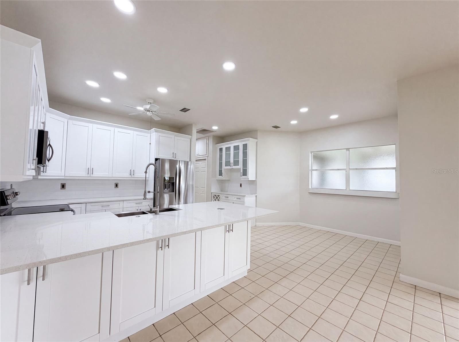 Single Family Residence at 12919 PRESTWICK DR, RIVERVIEW, photo 8 of 27