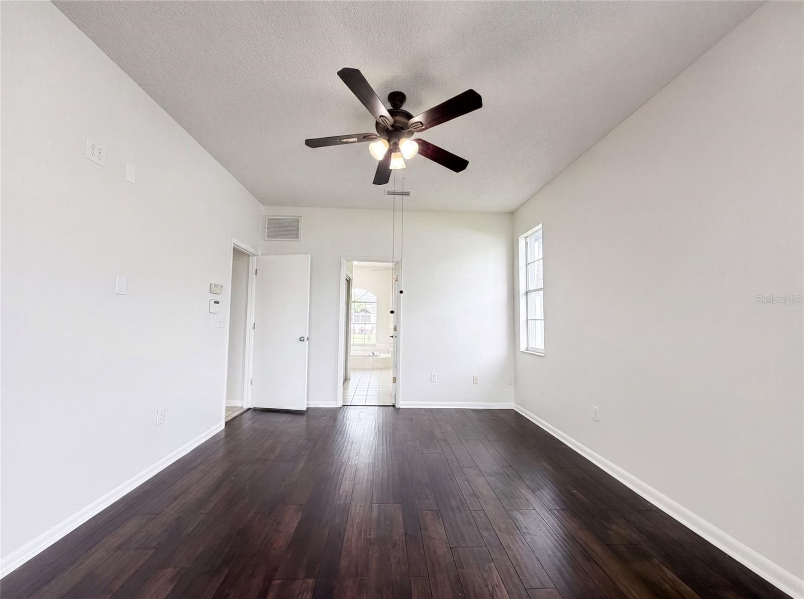 Single Family Residence at 12919 PRESTWICK DR, RIVERVIEW, photo 16 of 27