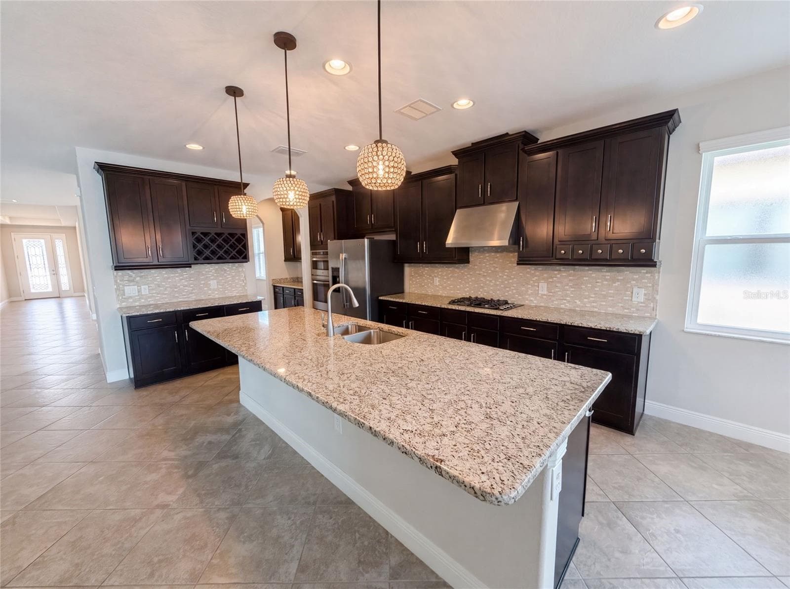 Single Family Residence at 2575 GRAND LAKESIDE DR, PALM HARBOR, photo 5 of 43