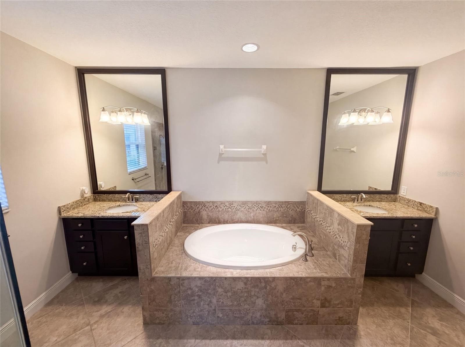 Single Family Residence at 2575 GRAND LAKESIDE DR, PALM HARBOR, photo 31 of 43