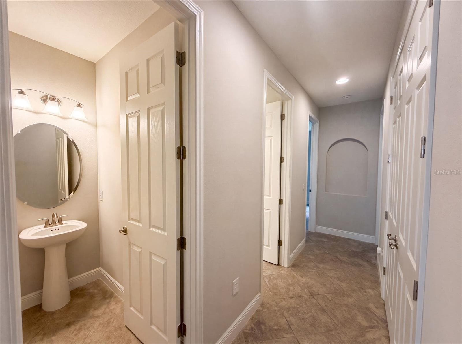 Single Family Residence at 2575 GRAND LAKESIDE DR, PALM HARBOR, photo 34 of 43