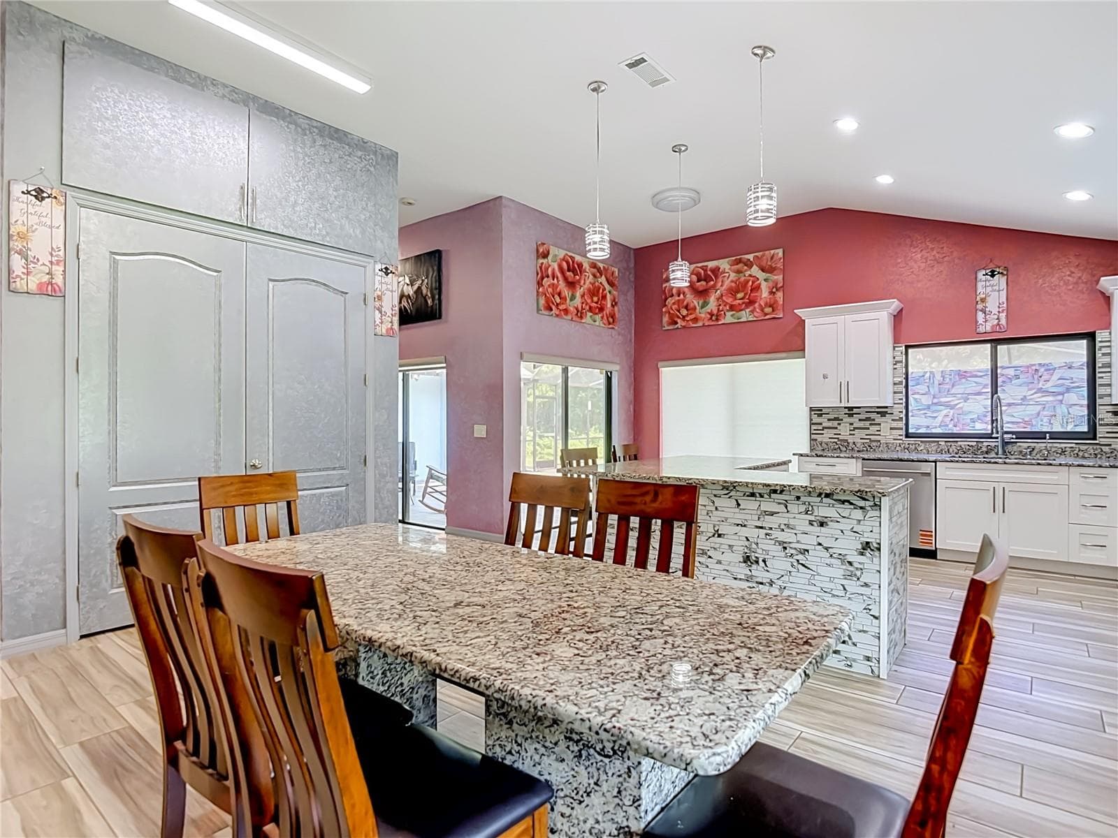 Single Family Residence at 16040 PENWOOD DR, TAMPA, photo 13 of 80
