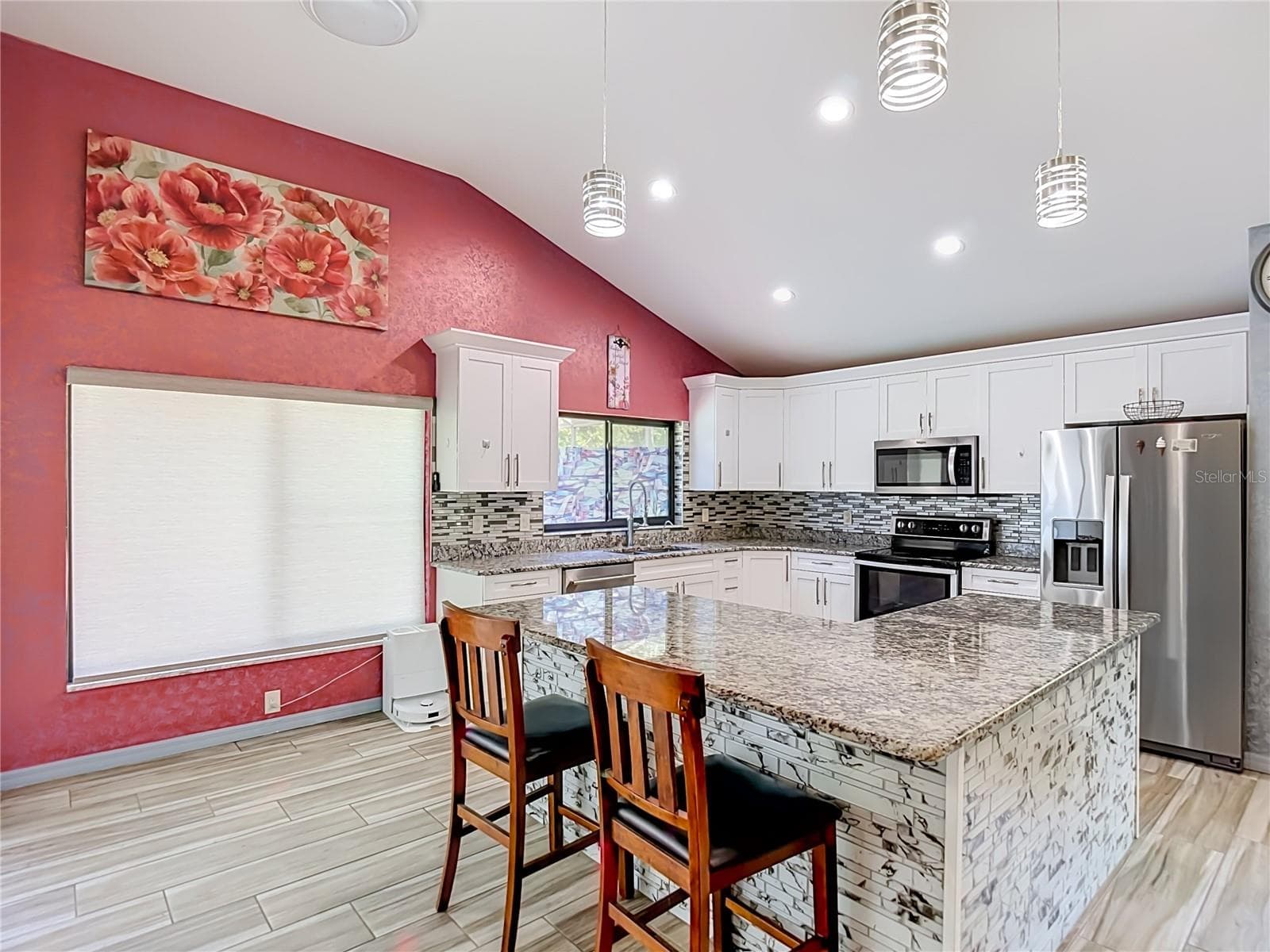 Single Family Residence at 16040 PENWOOD DR, TAMPA, photo 15 of 80