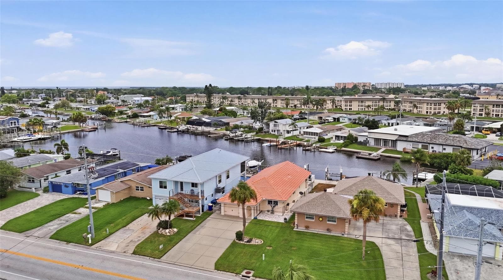 Single Family Residence at 4549 TOPSAIL TRL, NEW PORT RICHEY, photo 4 of 48
