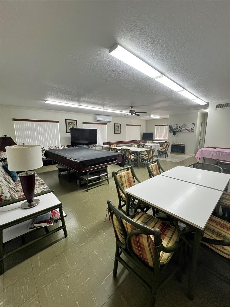 Clubhouse hangout Area - 1700 6TH ST NW #A38, WINTER HAVEN