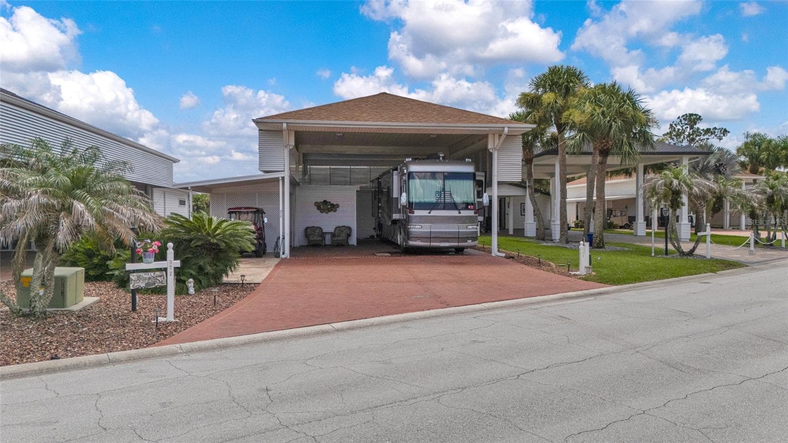 312 CLUB COVE DR