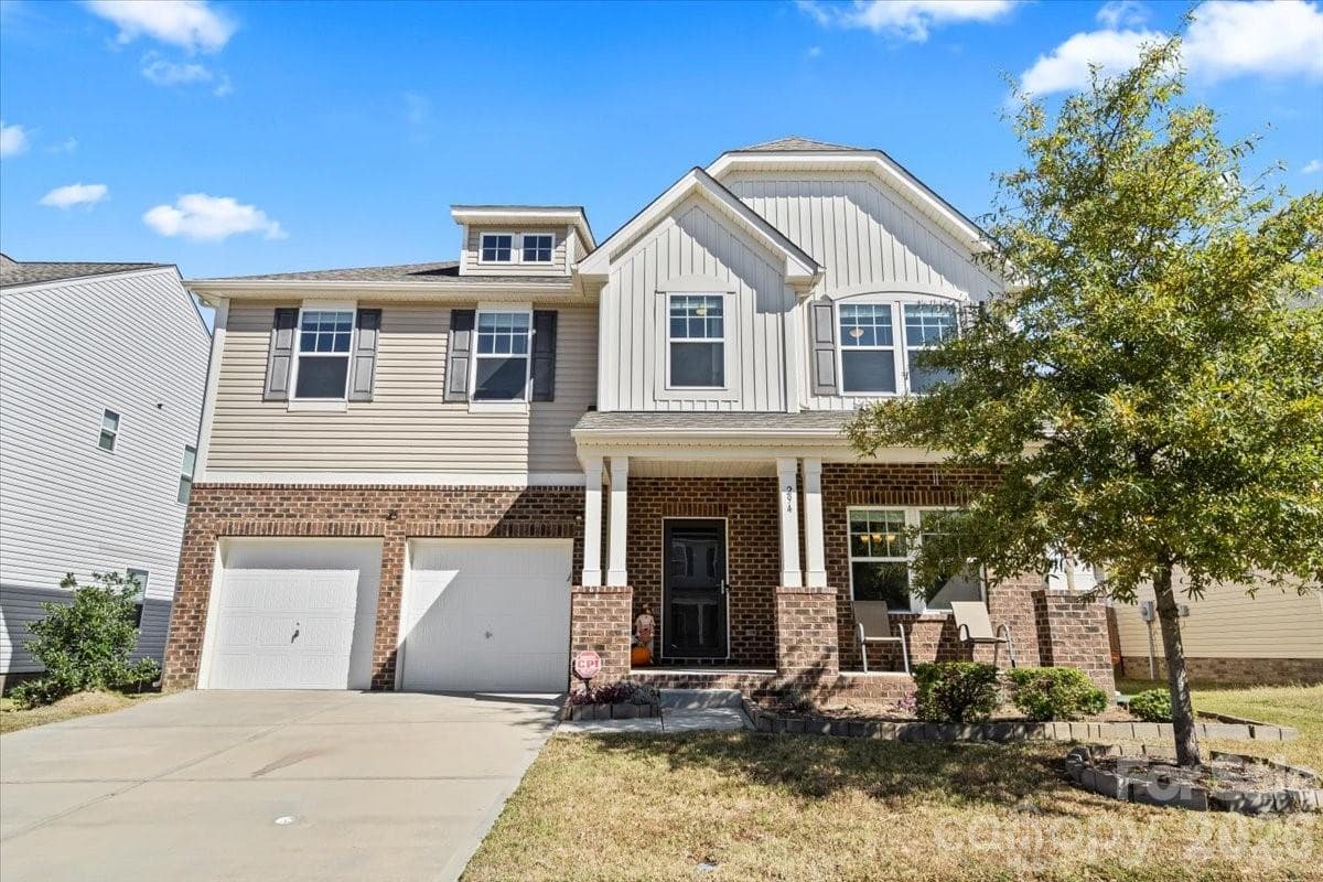 Single Family Residence at 294 Bellingrath Boulevard, Rock Hill, photo 5 of 34