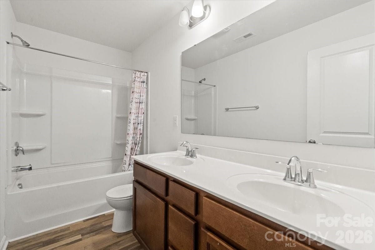 Single Family Residence at 294 Bellingrath Boulevard, Rock Hill, photo 28 of 34