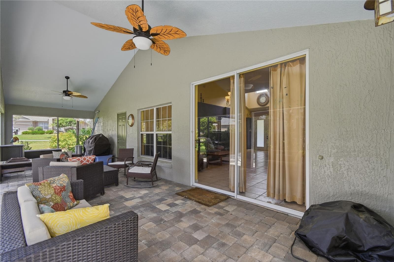 Single Family Residence at 23354 OAK PRAIRIE CIR, SORRENTO, photo 9 of 44