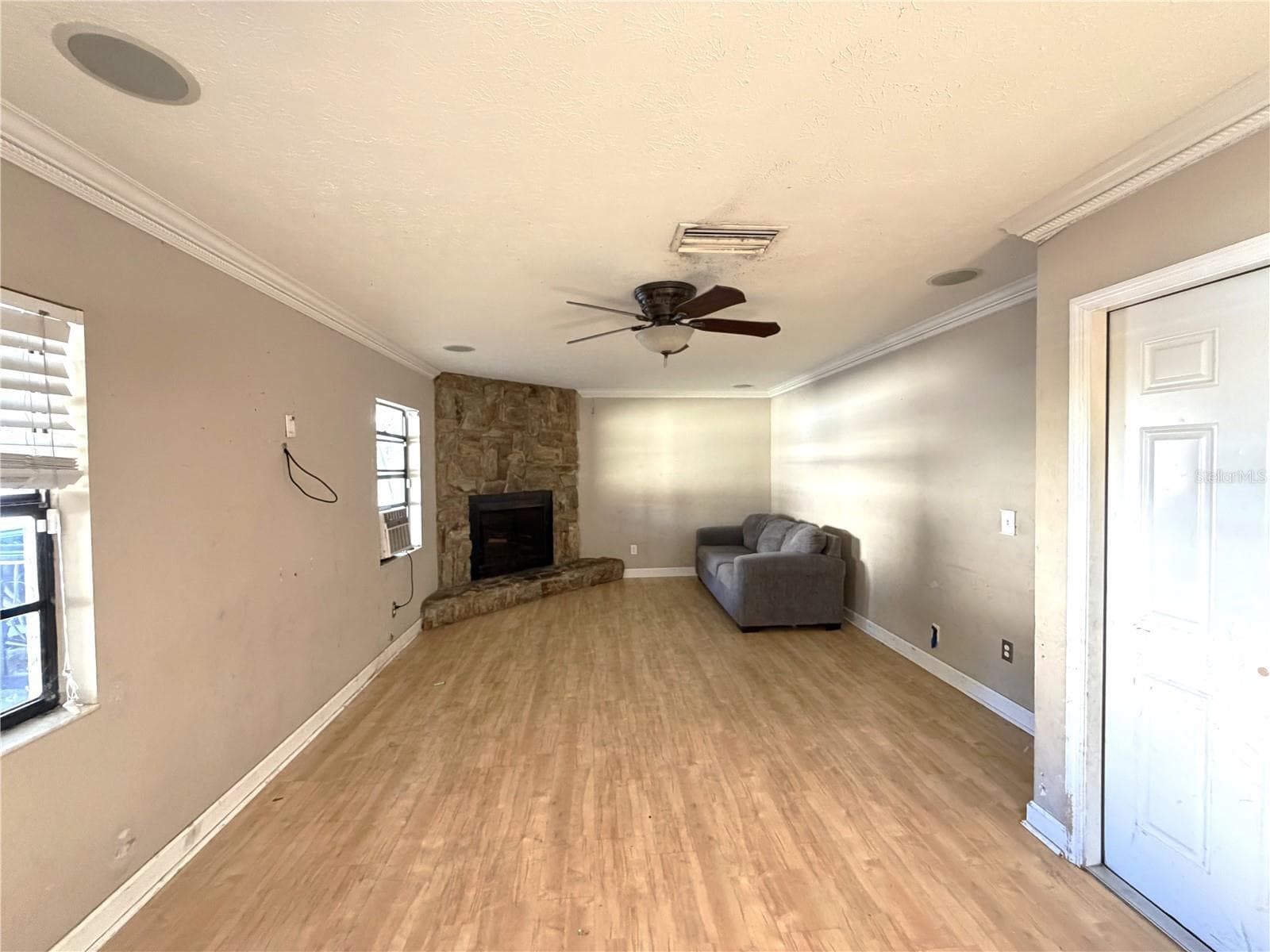 Single Family Residence at 14705 PENGUIN PL, TAMPA, photo 5 of 16