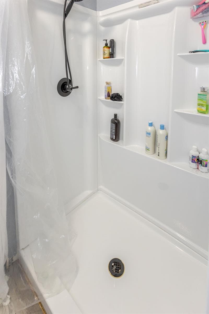 Mather Bath Walk in Shower - 11083 MAYBIRD AVE, WEEKI WACHEE
