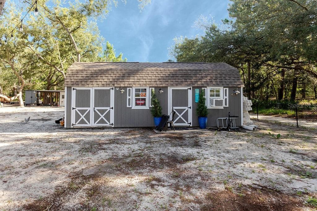 Shed - 11083 MAYBIRD AVE, WEEKI WACHEE