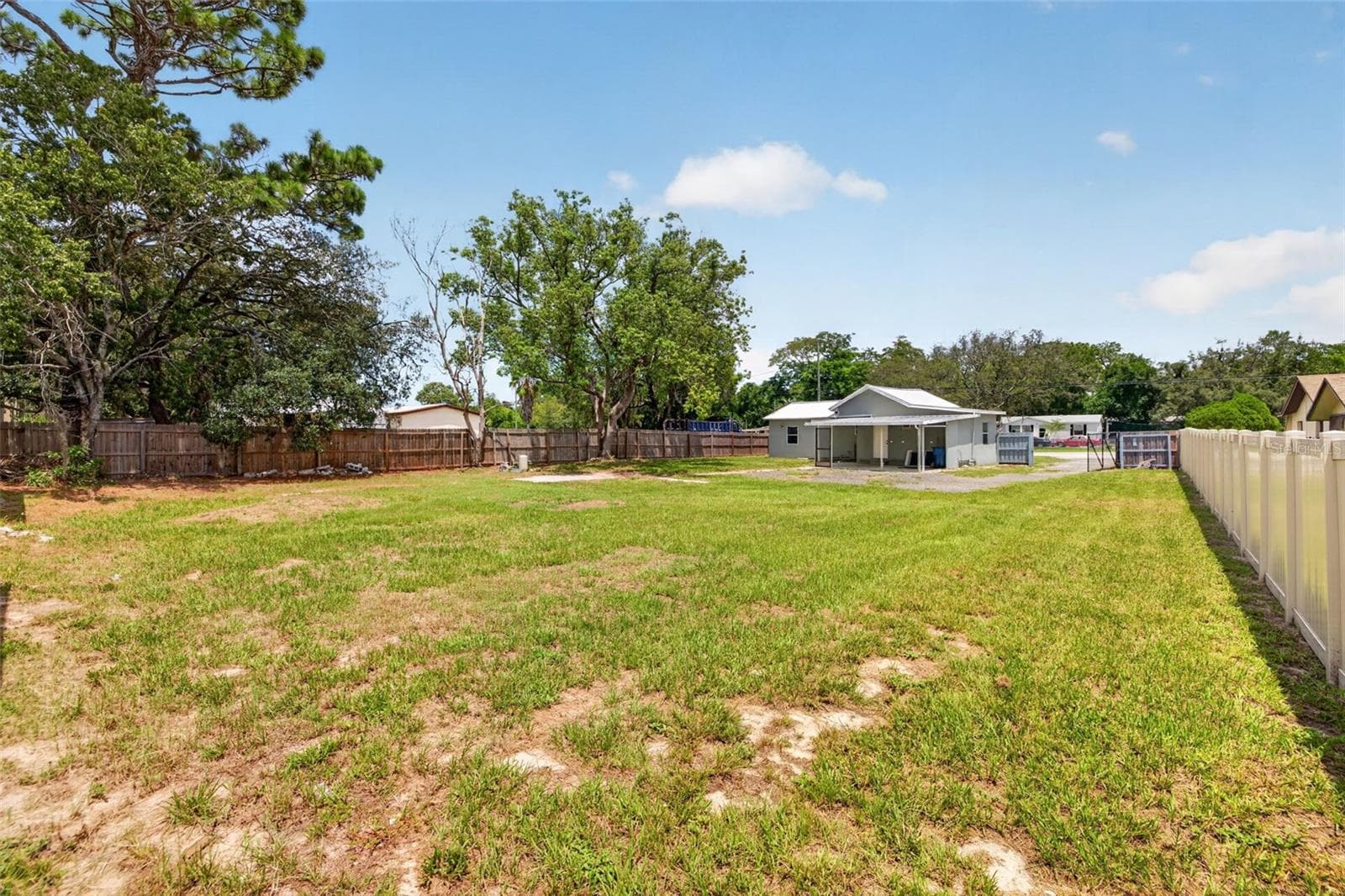 Single Family Residence at 6462 SEALAWN DR, SPRING HILL, photo 2 of 30