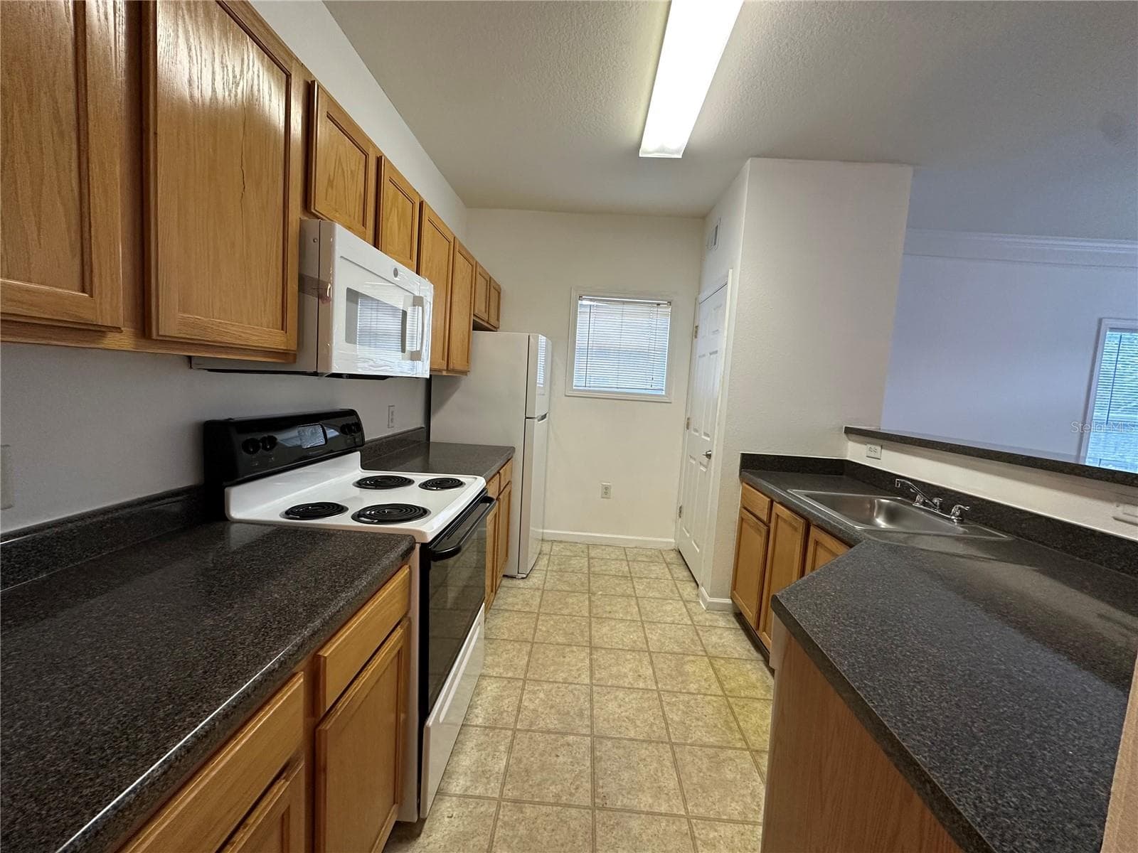 Condominium at 4802 51ST ST W #622, BRADENTON, photo 3 of 12