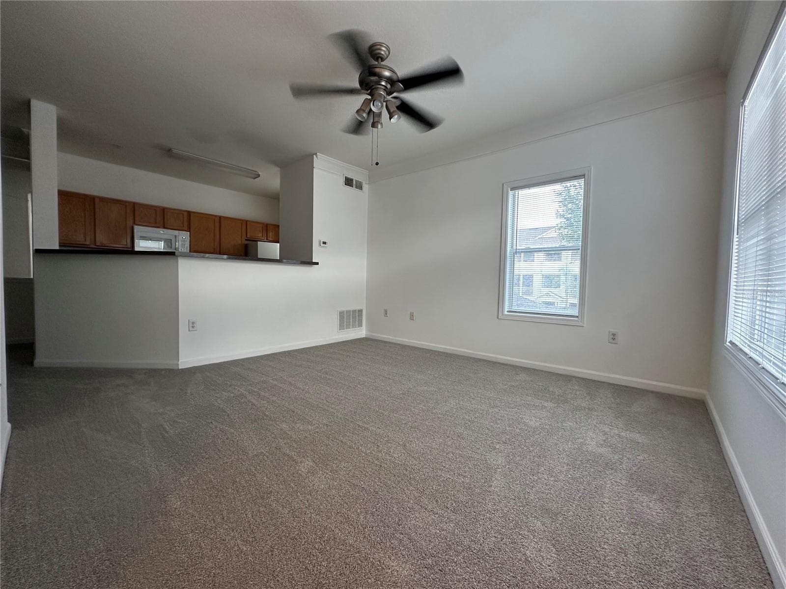 Condominium at 4802 51ST ST W #622, BRADENTON, photo 4 of 12