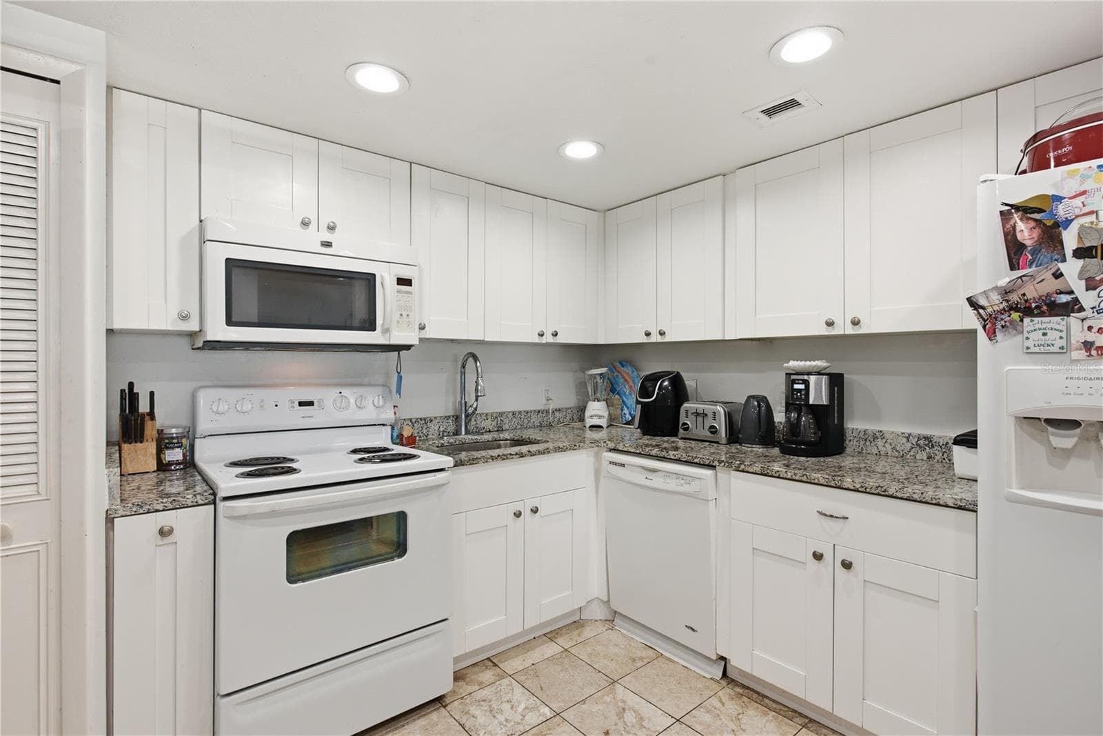 Condominium at 800 S GULFVIEW BLVD #403, CLEARWATER BEACH, photo 21 of 54