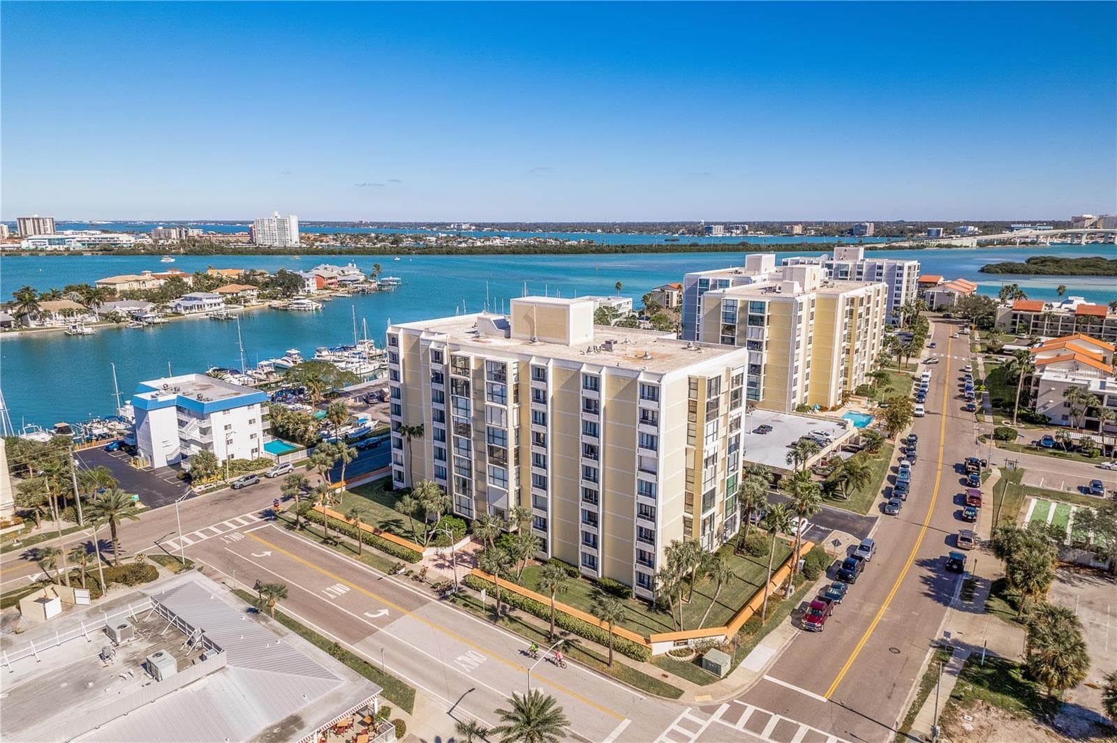 Condominium at 800 S GULFVIEW BLVD #403, CLEARWATER BEACH, photo 41 of 54