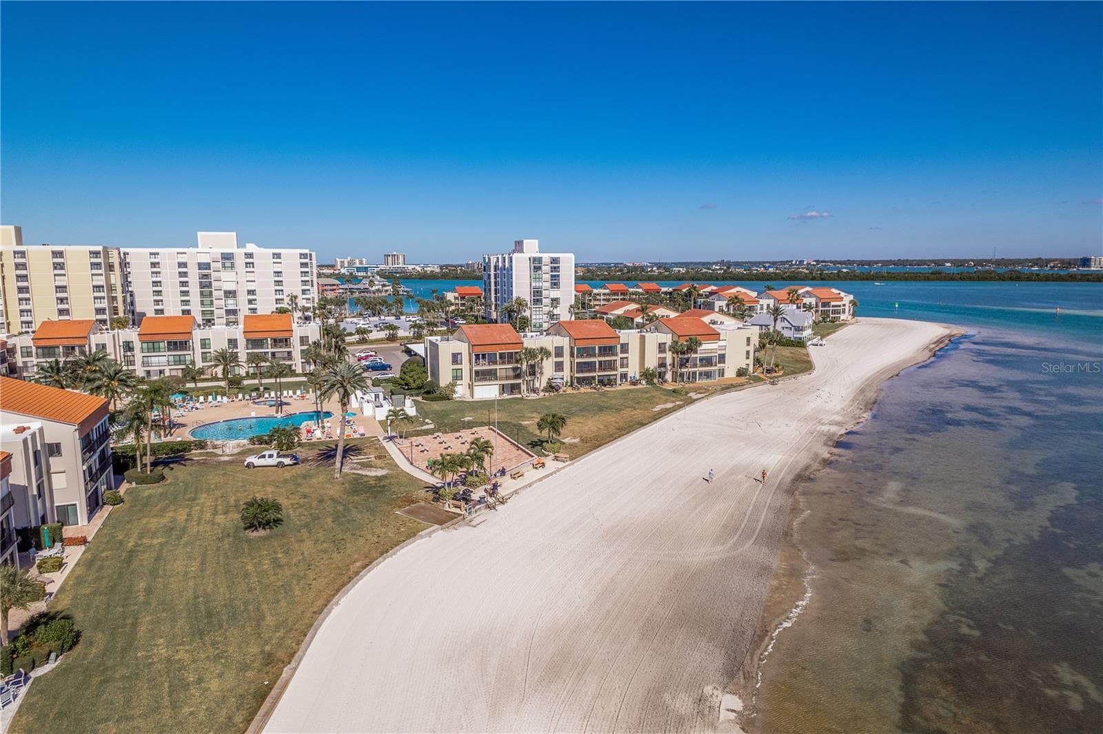 Condominium at 800 S GULFVIEW BLVD #403, CLEARWATER BEACH, photo 52 of 54