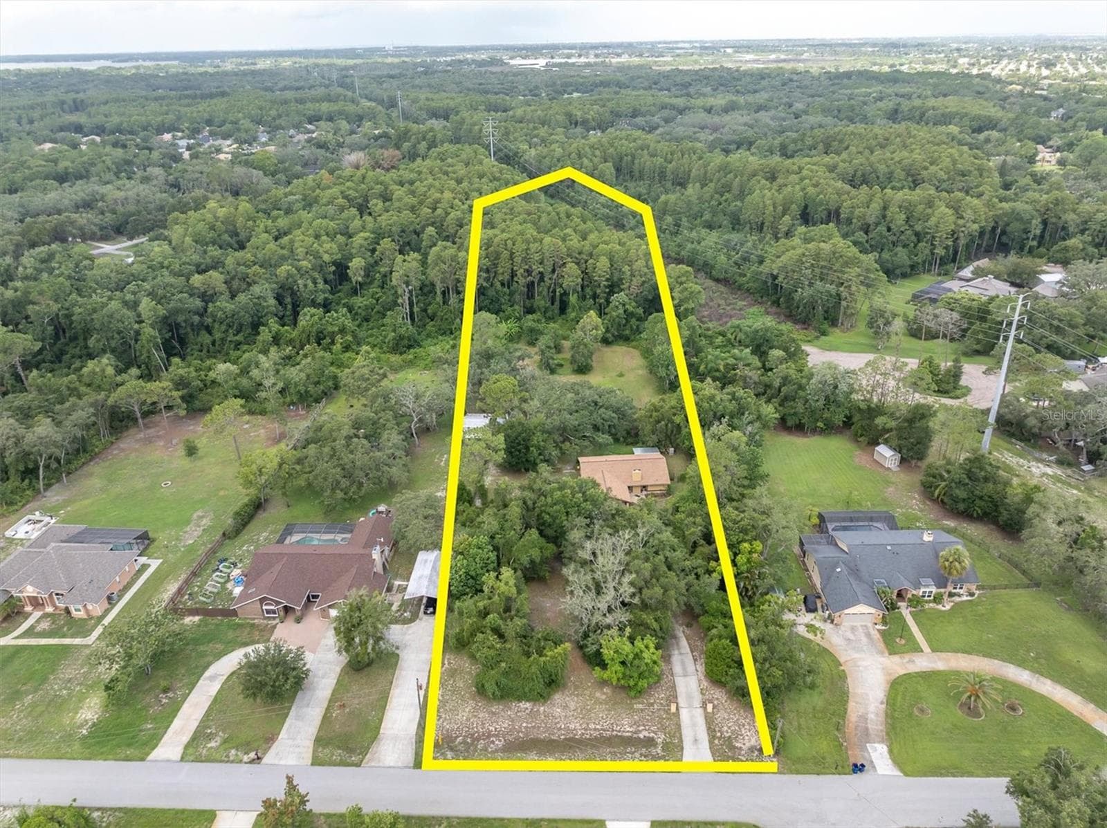 Single Family Residence at 6812 RIDGE TOP DR, NEW PORT RICHEY, photo 2 of 70