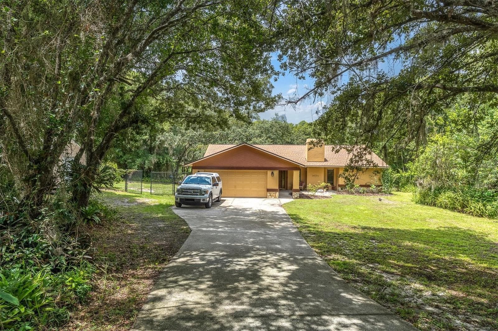 Single Family Residence at 6812 RIDGE TOP DR, NEW PORT RICHEY, photo 6 of 70