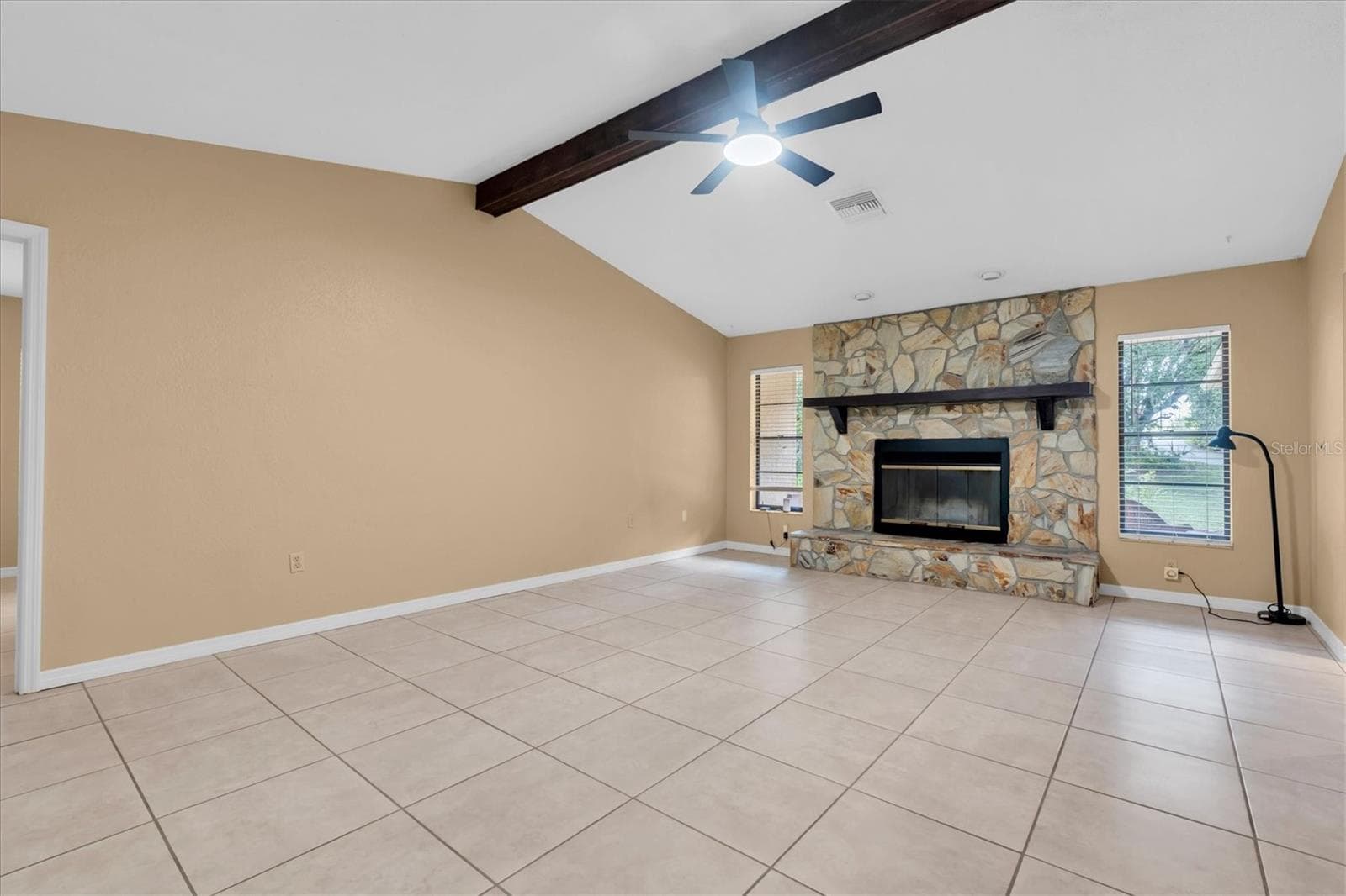 Wood burning fireplace - 6812 RIDGE TOP DR, NEW PORT RICHEY