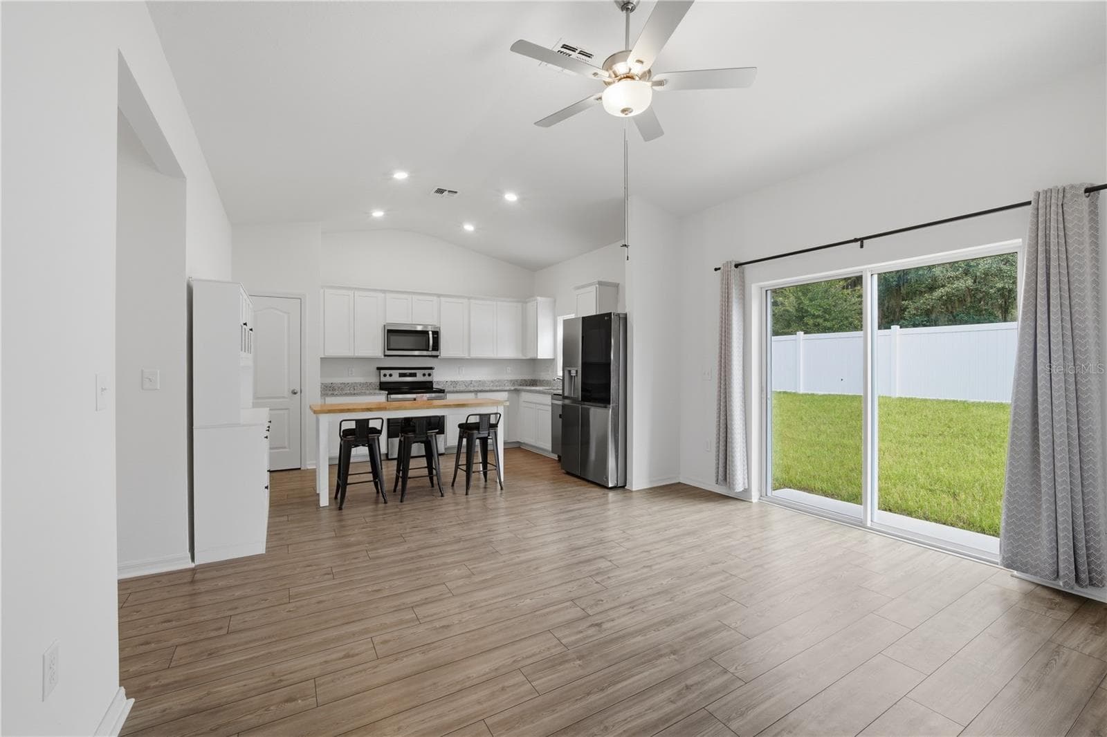 Single Family Residence at 13470 LEAPING WATER WAY, ASTATULA, photo 6 of 28
