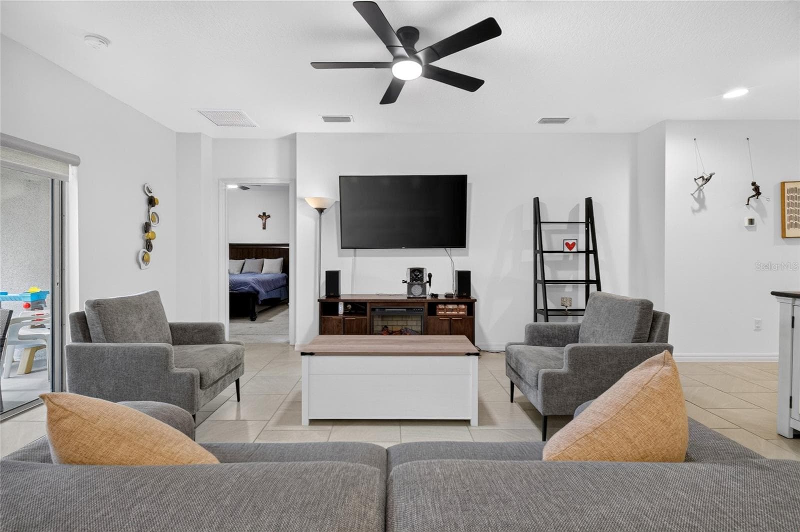 Single Family Residence at 1181 STRATTON AVE, GROVELAND, photo 10 of 48