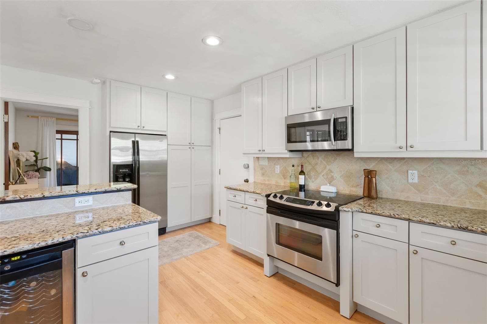 Single Family Residence at 934 BOARDMAN ST, ORLANDO, photo 13 of 45