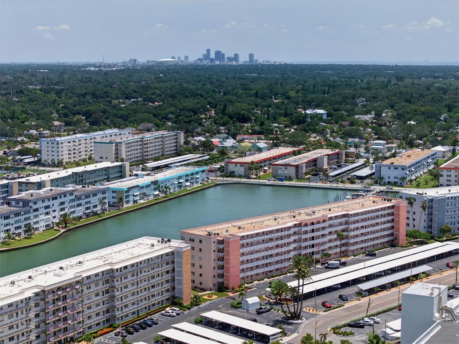 6025 SHORE BLVD S #602