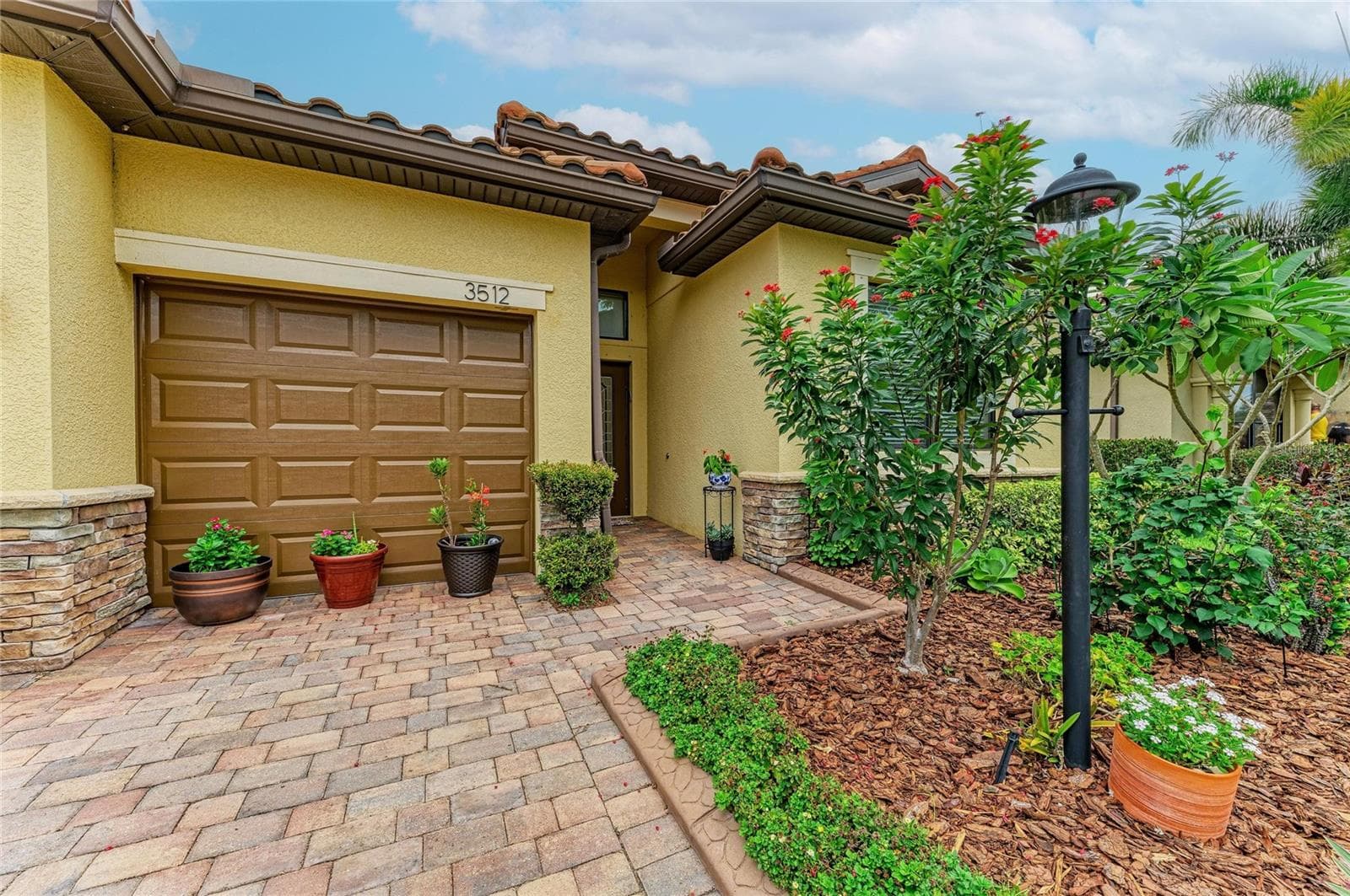 Single Family Residence at 3512 SAVANNA PALMS CT, LAKEWOOD RANCH, photo 3 of 60
