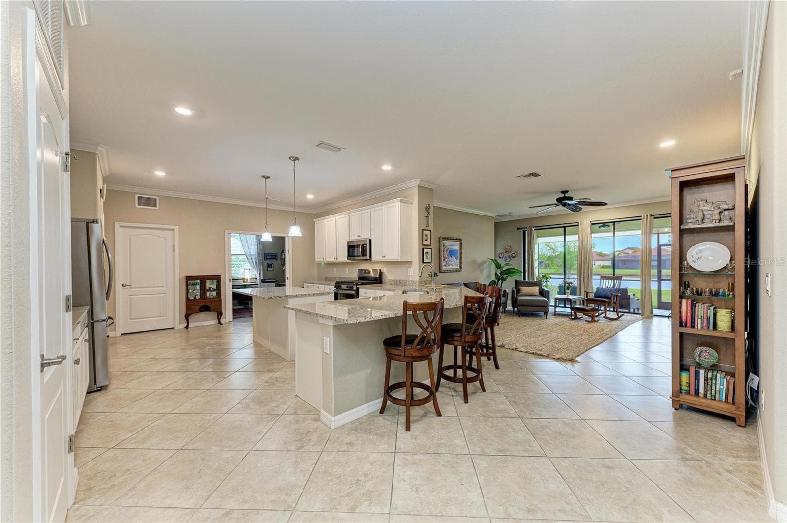 Single Family Residence at 3512 SAVANNA PALMS CT, LAKEWOOD RANCH, photo 15 of 60
