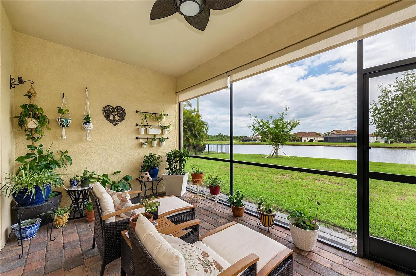 Single Family Residence at 3512 SAVANNA PALMS CT, LAKEWOOD RANCH, photo 38 of 60
