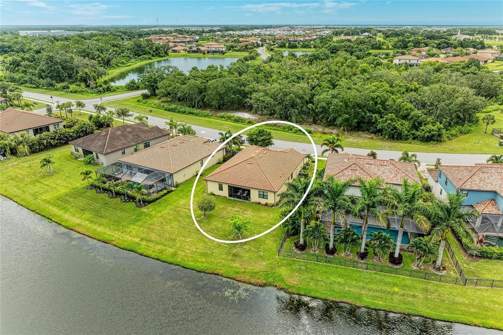 Single Family Residence at 3512 SAVANNA PALMS CT, LAKEWOOD RANCH, photo 45 of 60