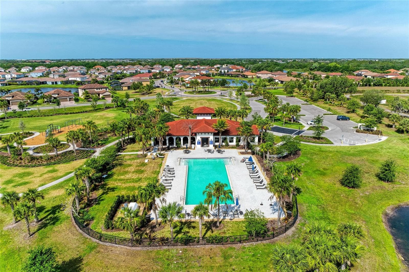 Single Family Residence at 3512 SAVANNA PALMS CT, LAKEWOOD RANCH, photo 47 of 60