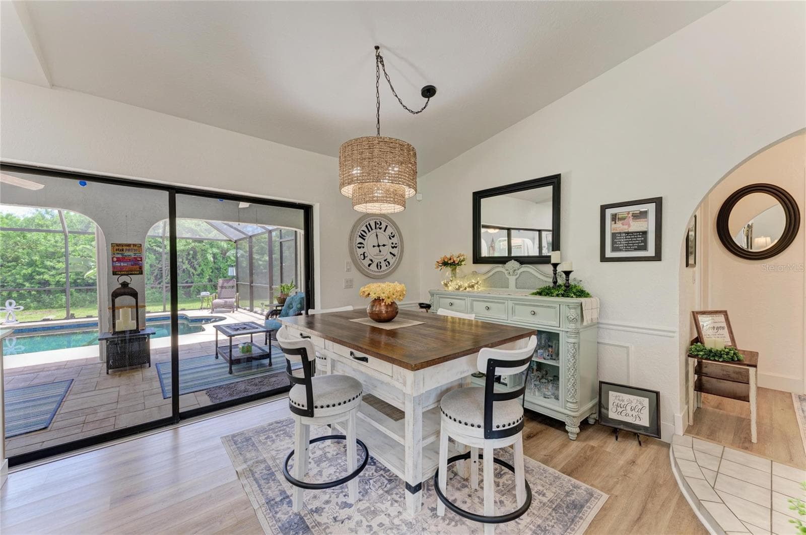 Single Family Residence at 18565 EDGEWATER DR, PORT CHARLOTTE, photo 13 of 38