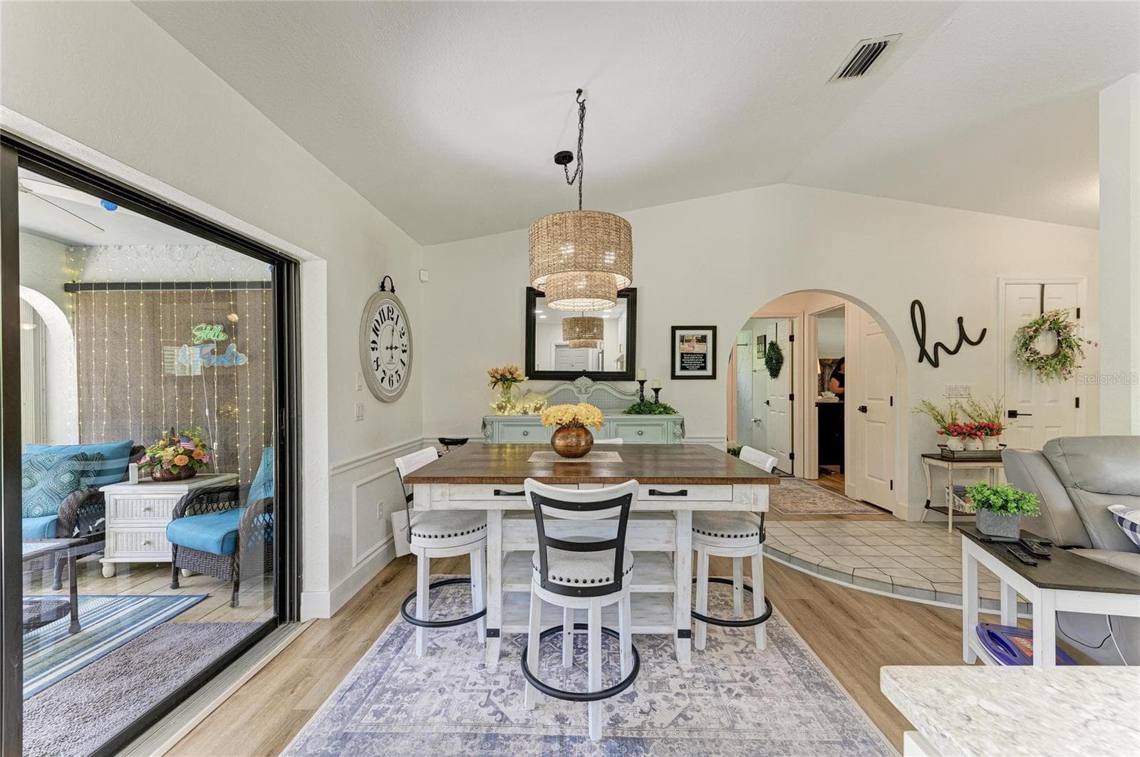 Single Family Residence at 18565 EDGEWATER DR, PORT CHARLOTTE, photo 14 of 38