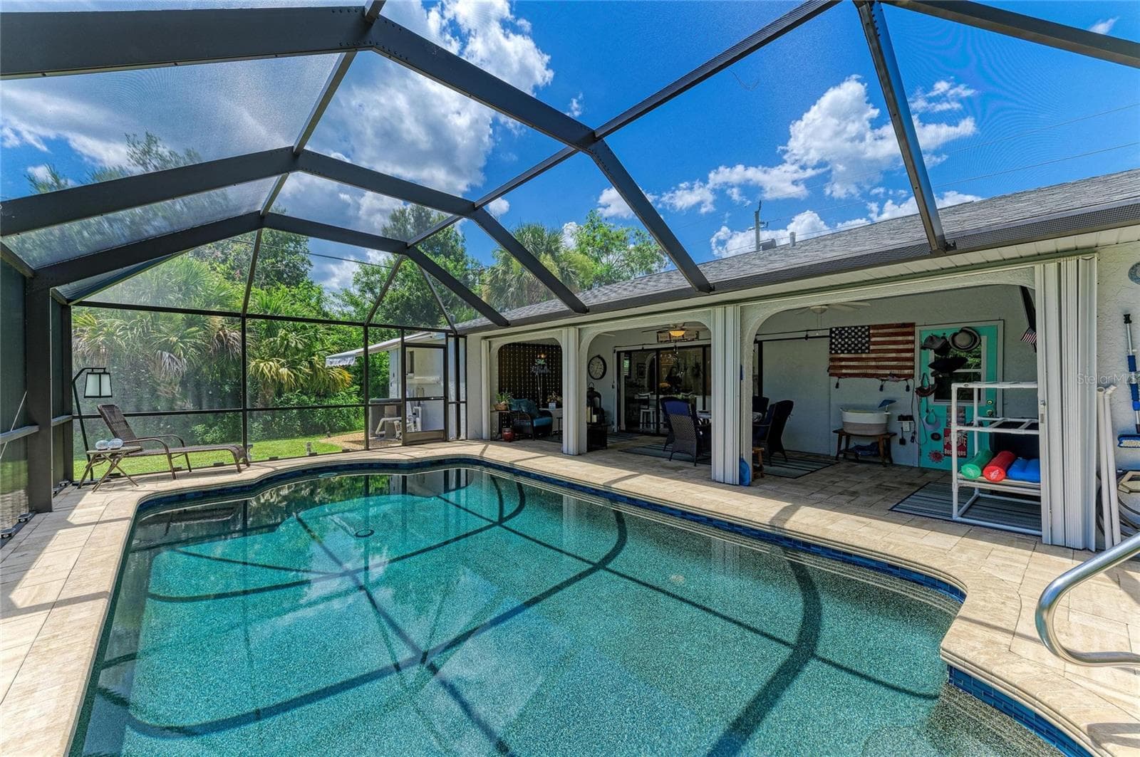Single Family Residence at 18565 EDGEWATER DR, PORT CHARLOTTE, photo 32 of 38