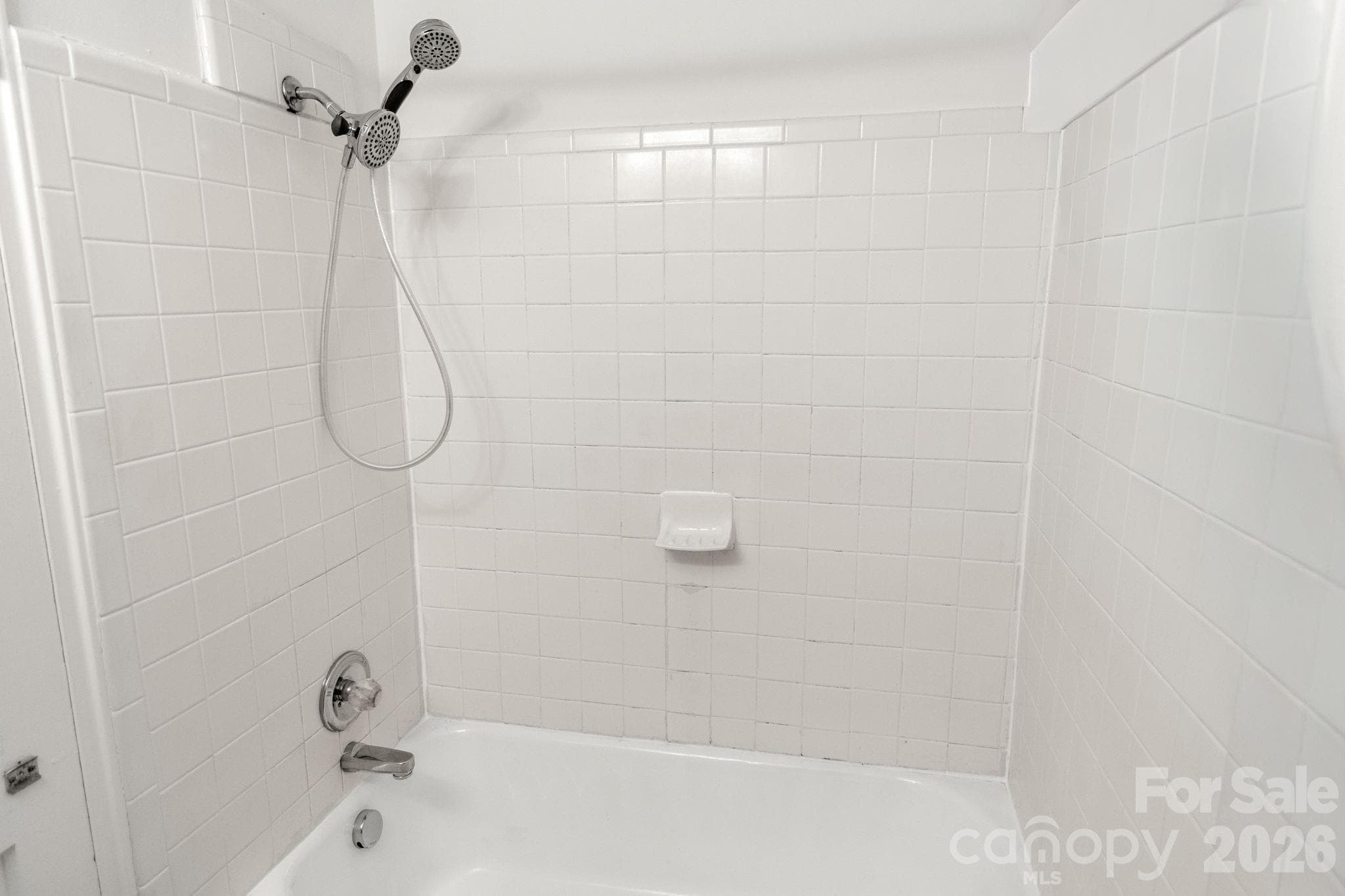 Condominium at 212 Wakefield Drive, Charlotte, photo 29 of 35