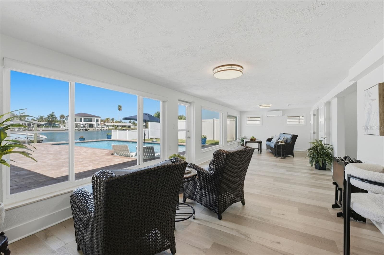 Spacious Florida Room with beautiful water views - 6414 2ND PALM PT, ST PETE BEACH