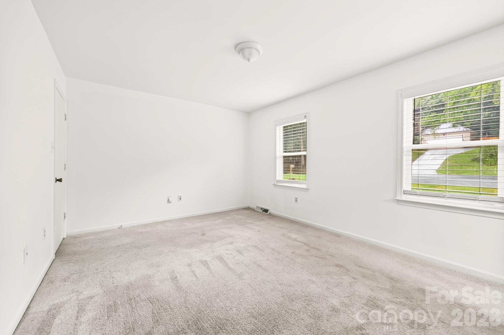 Single Family Residence at 616 Silversmith Lane, Charlotte, photo 37 of 39